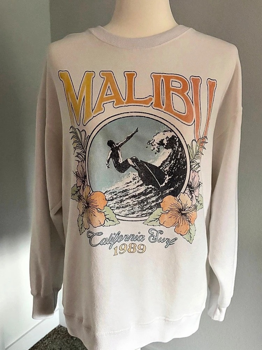 Hollister Malibu California Surf 1989 Graphic Sweatshirt